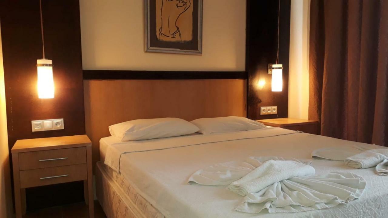 Hotel Santur Kusadasi Exterior photo