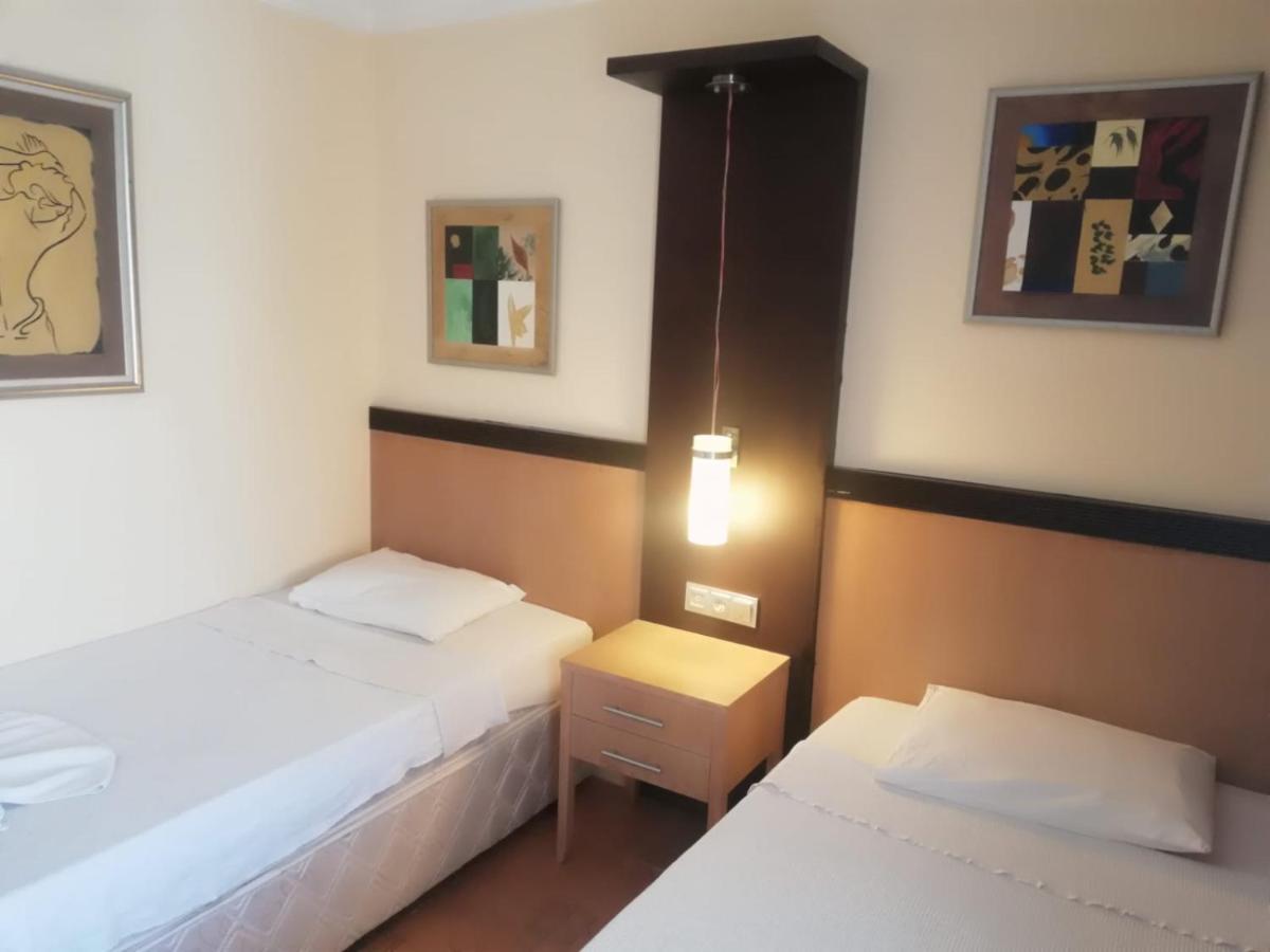 Hotel Santur Kusadasi Exterior photo